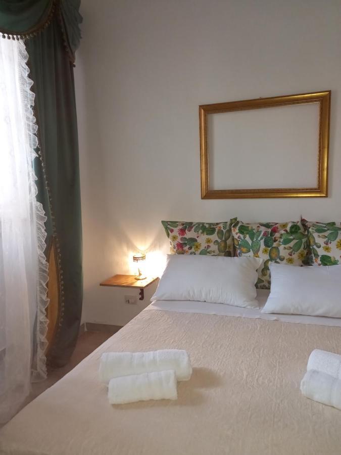Franco-Home Palermo Bagian luar foto